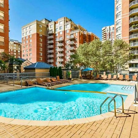 Exclusive Apt In Ballston With Gym アーリントン エクステリア 写真
