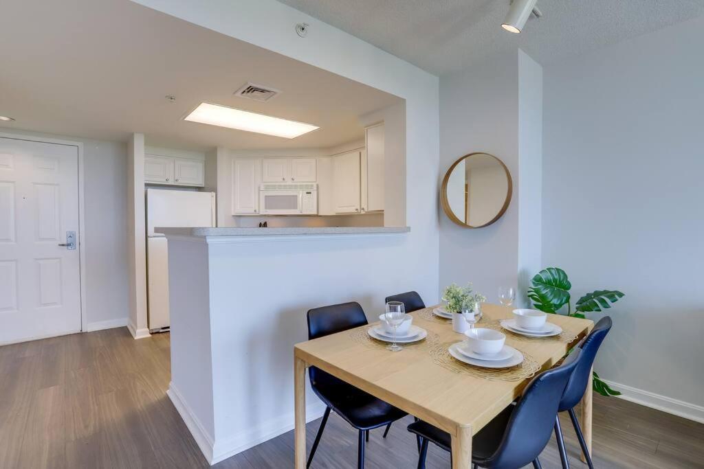 Exclusive Apt In Ballston With Gym アーリントン エクステリア 写真