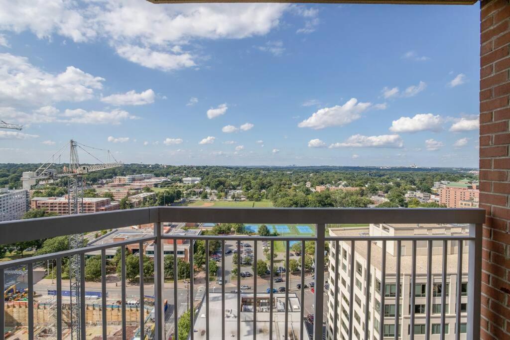 Exclusive Apt In Ballston With Gym アーリントン エクステリア 写真