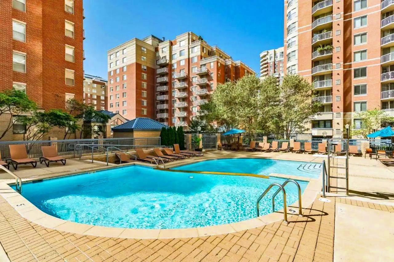 Exclusive Apt In Ballston With Gym アーリントン エクステリア 写真